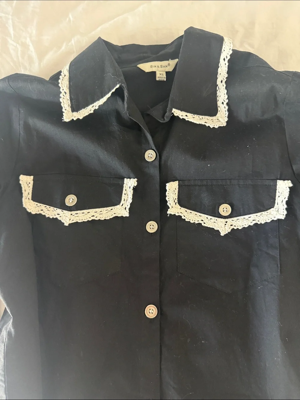 Sim & Sam XS Black Button-Up Top - Picture 6 of 6